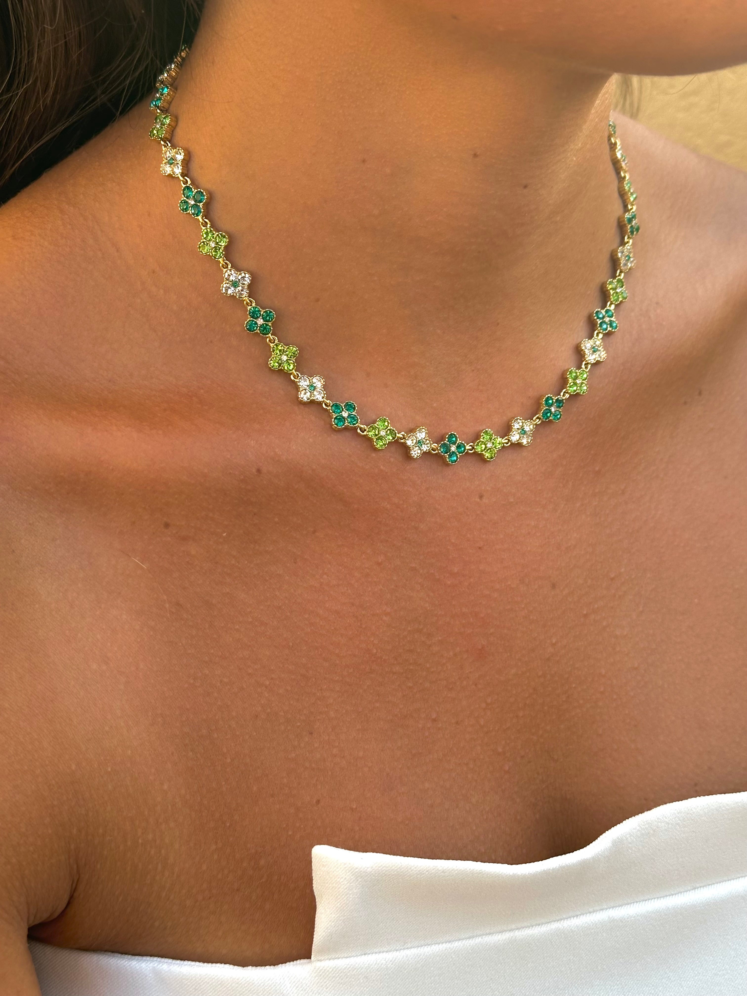 Collier Clover Green