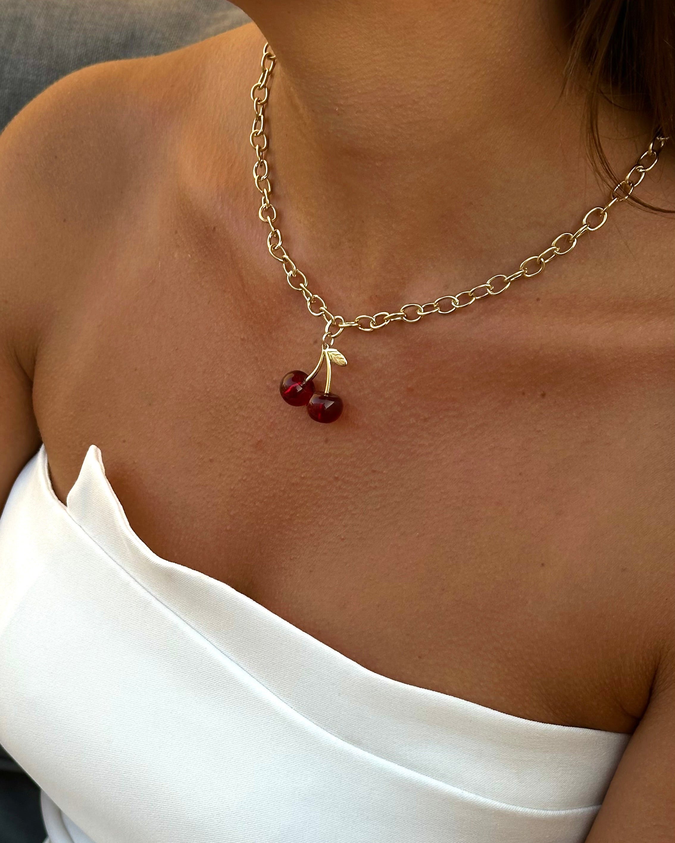 Collier Red